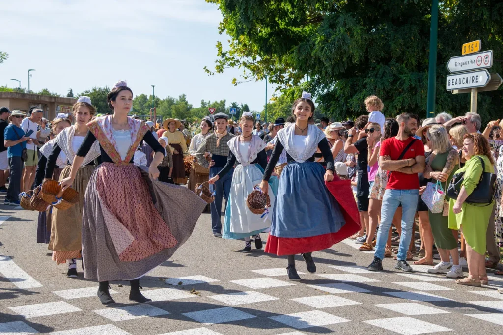 Danse traditionnelle à Fourques