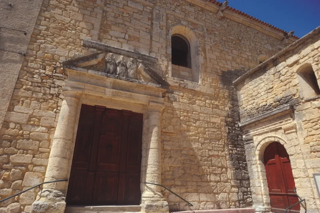 Eglise de Vallabregues en pierre