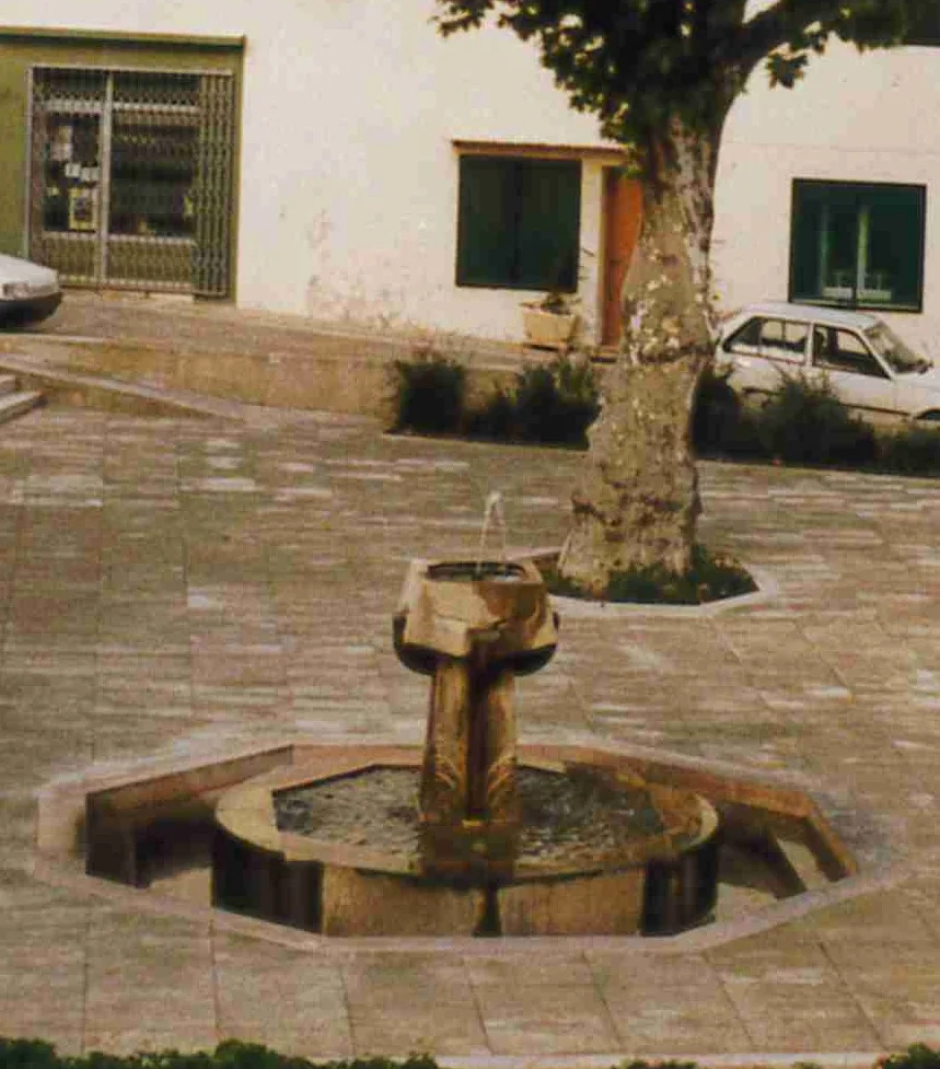 Vue de la fontaine enterrée de 1987