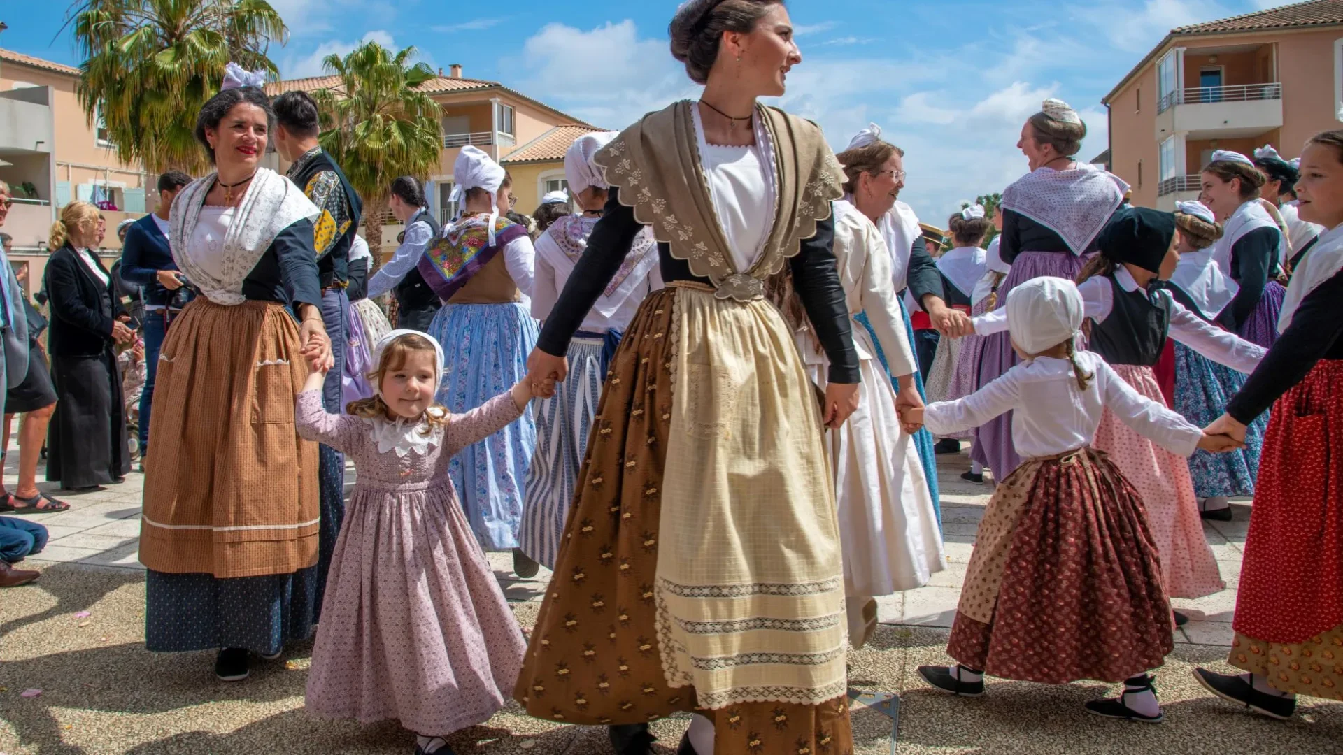 Danse traditionnelle à Fourques