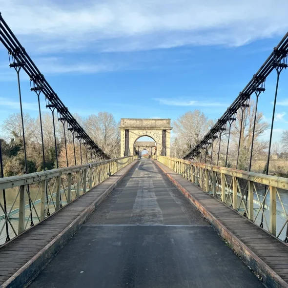 Le pont de Fourques