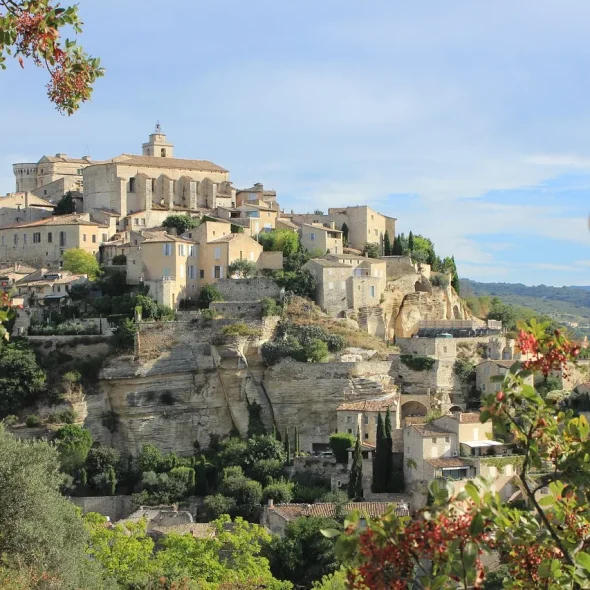 Village de charme perché en Provence