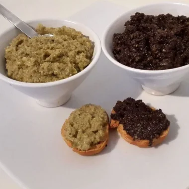 La tapenade en deux couleurs