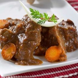 Le bœuf à la beaucairoise